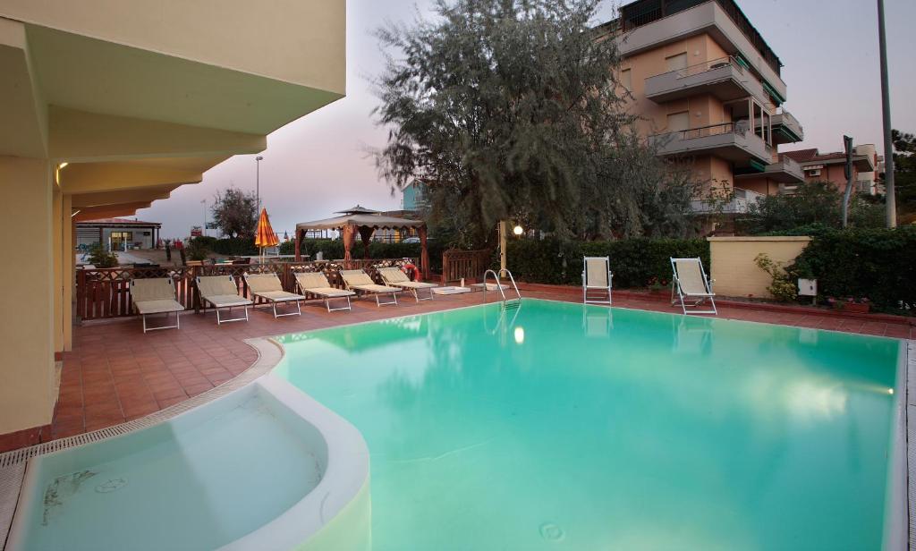 Hotel David Ravenne Extérieur photo